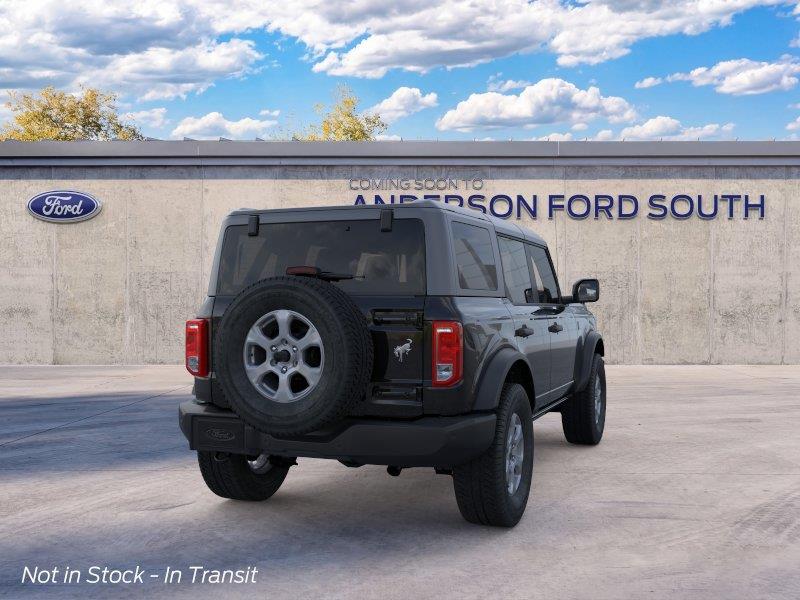 Vehicle photo 8