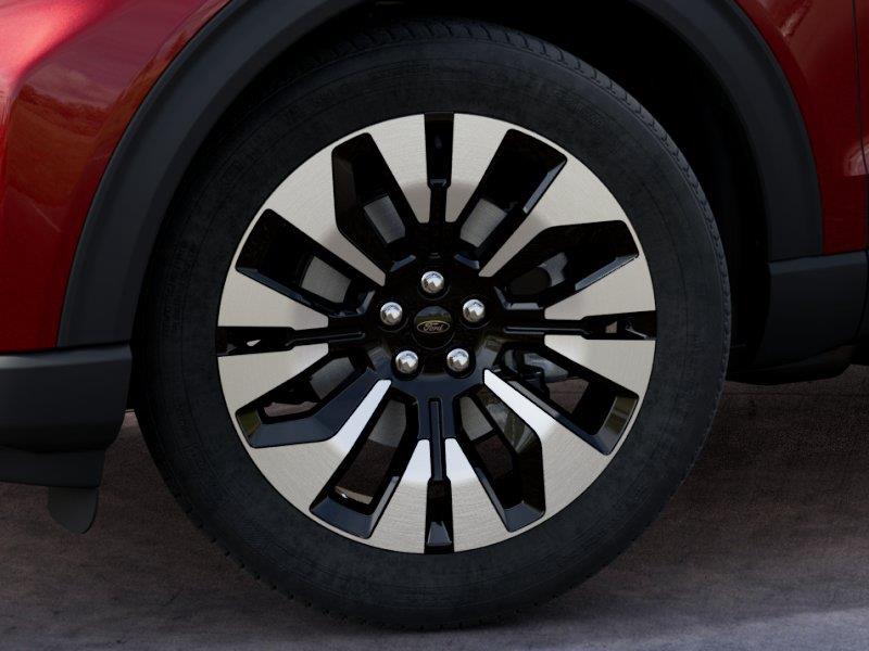 Vehicle photo 19