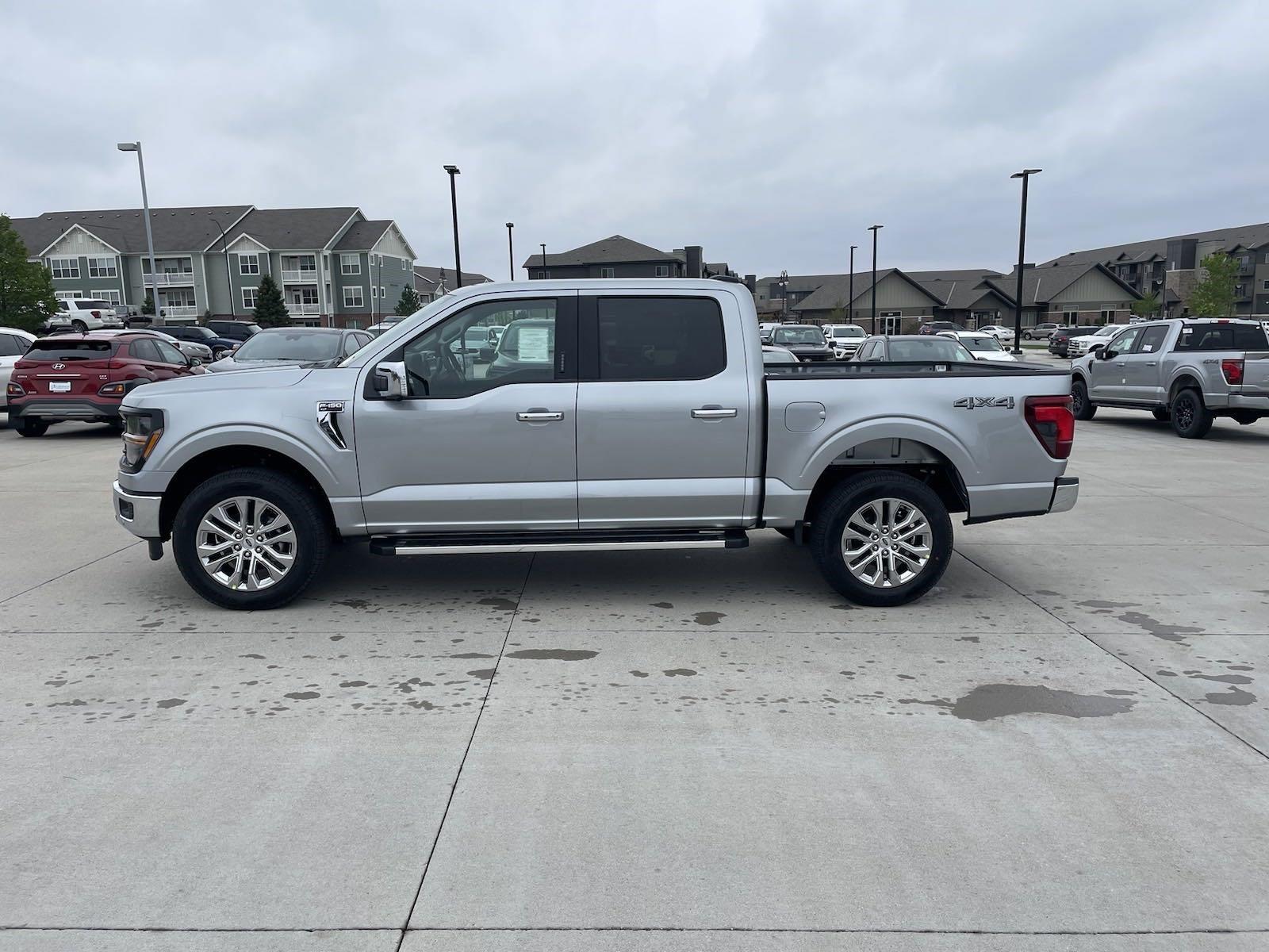 New 2024 Ford F-150 XLT Crew Cab Truck for sale in Lincoln NE