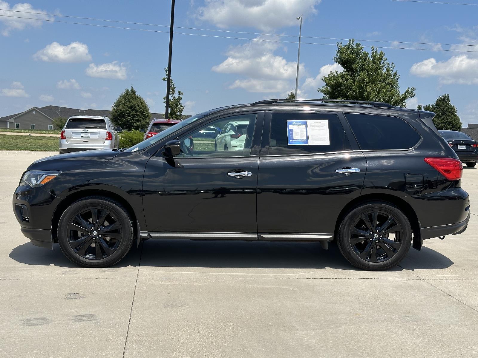 Used 2018 Nissan Pathfinder SL SUV for sale in Lincoln NE