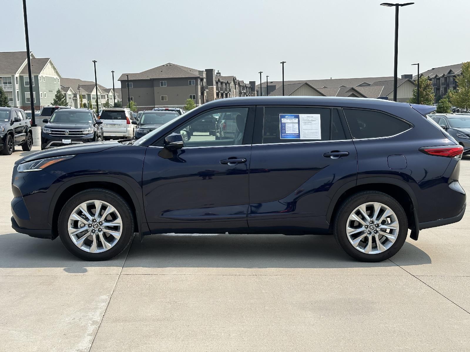Used 2022 Toyota Highlander Limited SUV for sale in Lincoln NE
