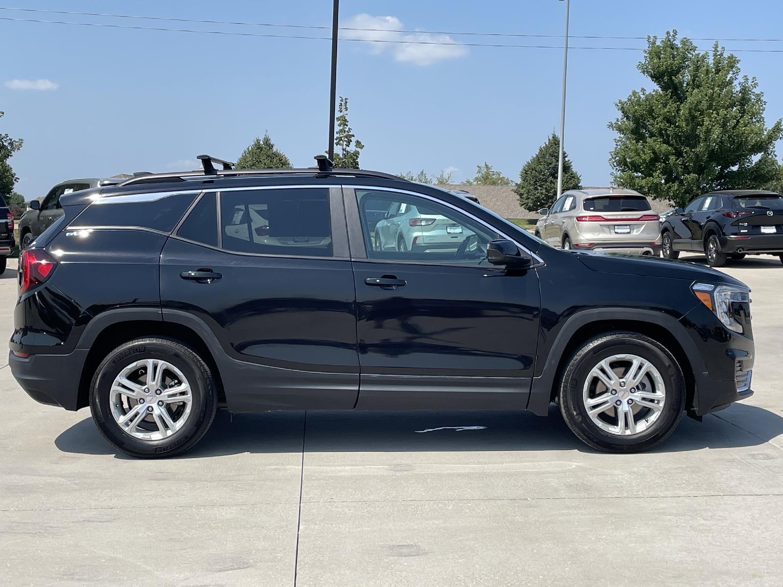 Used 2022 GMC Terrain SLE SUV for sale in Lincoln NE