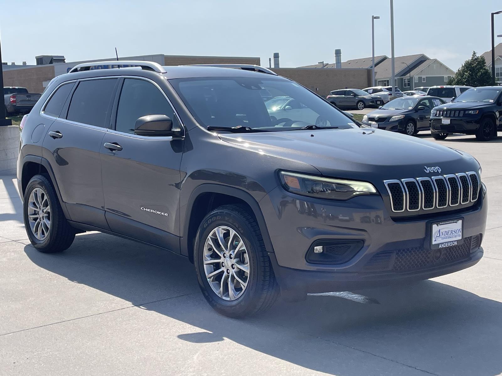 Used 2021 Jeep Cherokee Latitude Plus SUV for sale in Lincoln NE