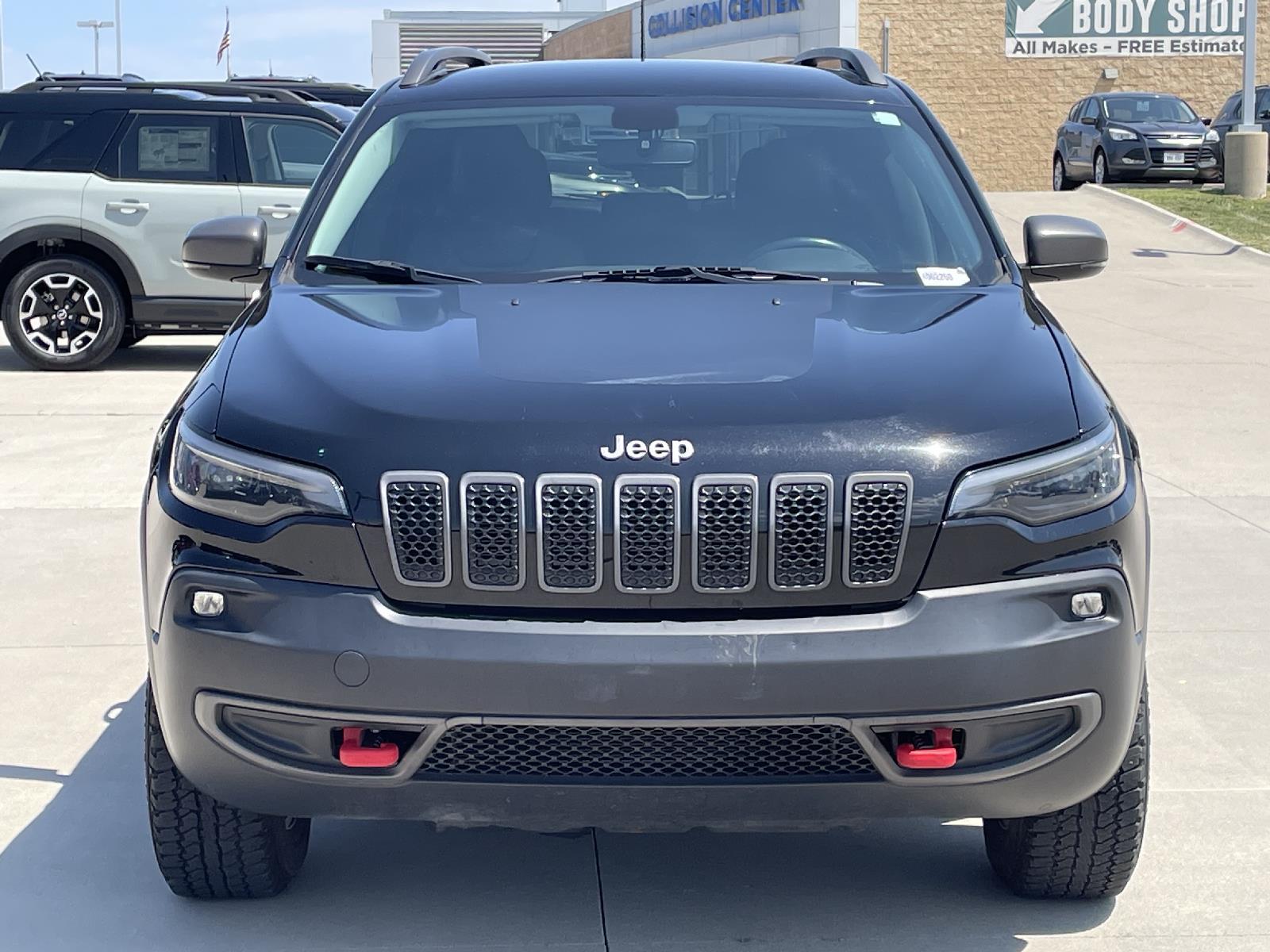 Used 2020 Jeep Cherokee Trailhawk SUV for sale in Lincoln NE