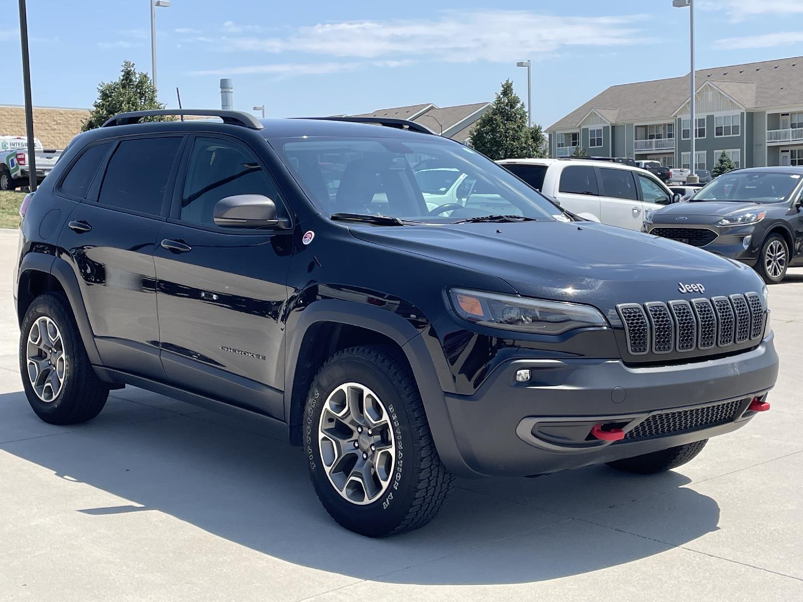 Used 2020 Jeep Cherokee Trailhawk SUV for sale in Lincoln NE