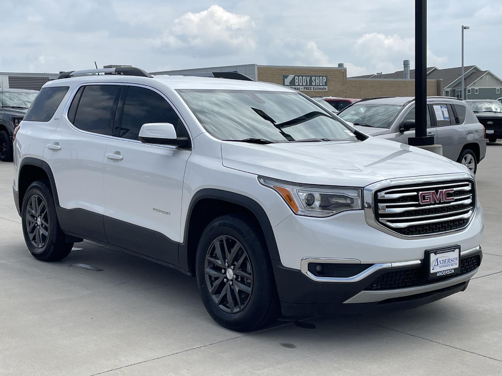 Used 2018 GMC Acadia SLT 4 door for sale in Lincoln NE