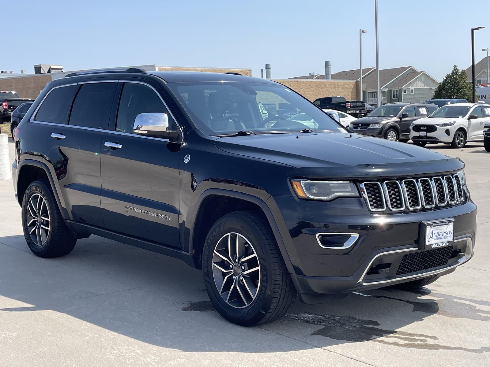 Used 2019 Jeep Grand Cherokee Limited SUV for sale in Lincoln NE