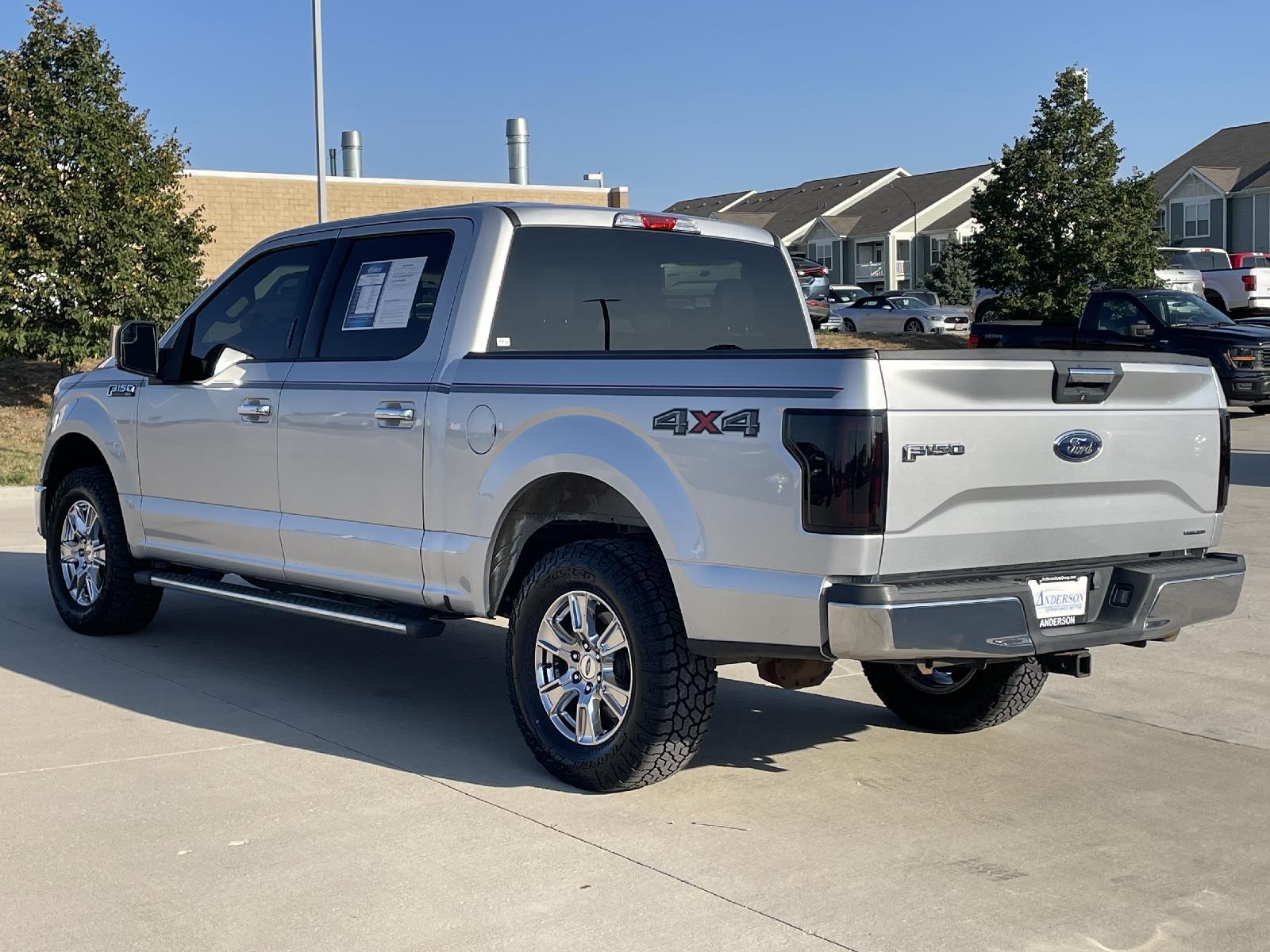 Used 2015 Ford F-150 XLT Crew Cab Truck for sale in Lincoln NE