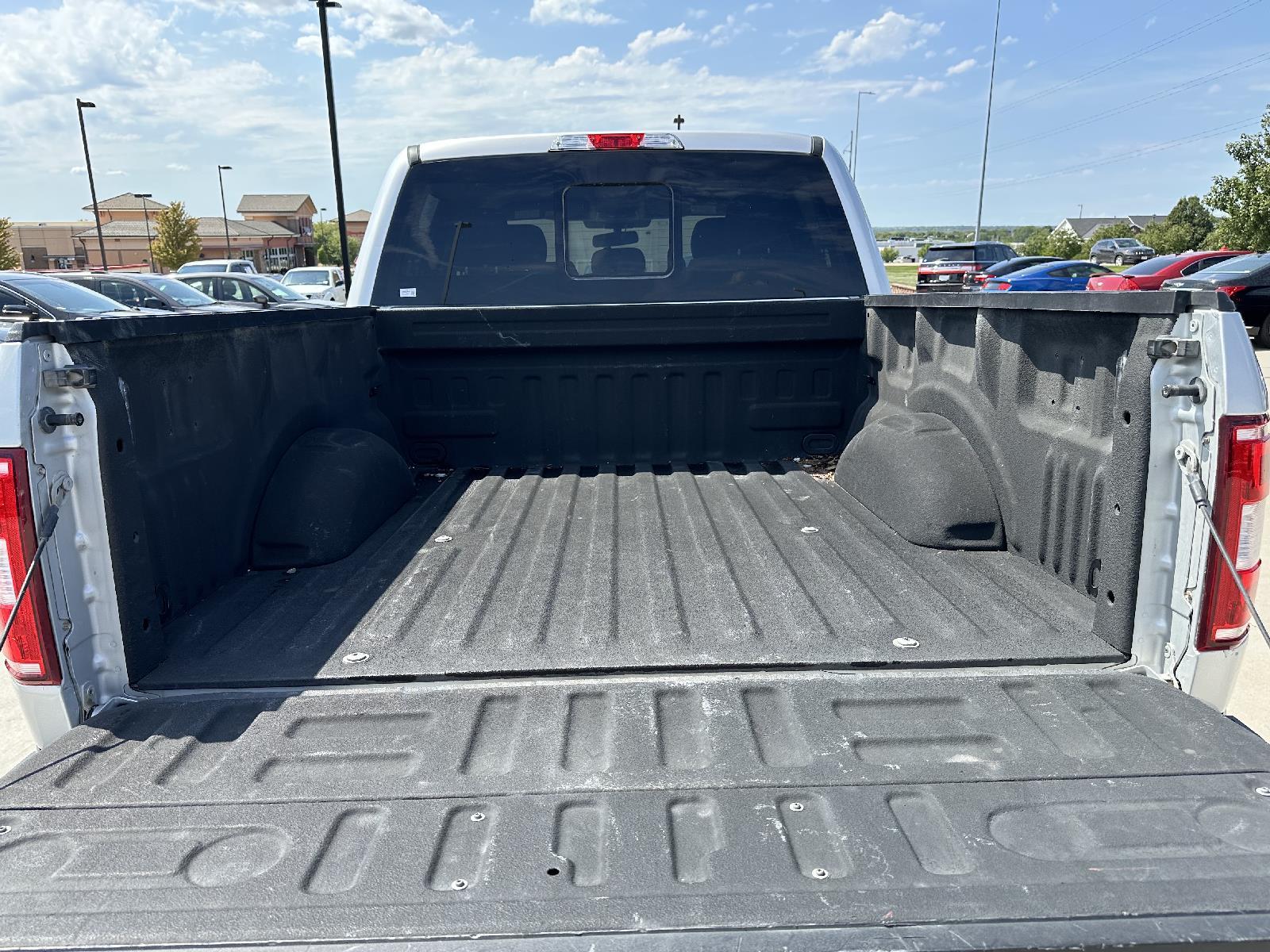 Used 2019 Ford F-150 XLT Crew Cab Truck for sale in Lincoln NE