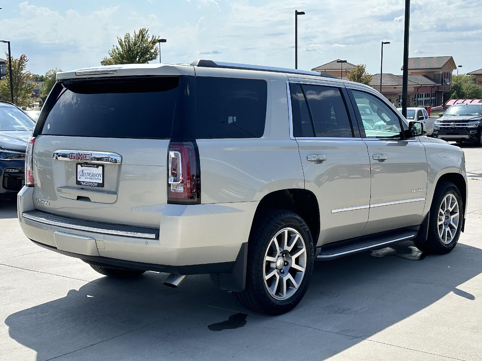 Used 2015 GMC Yukon Denali SUV for sale in Lincoln NE