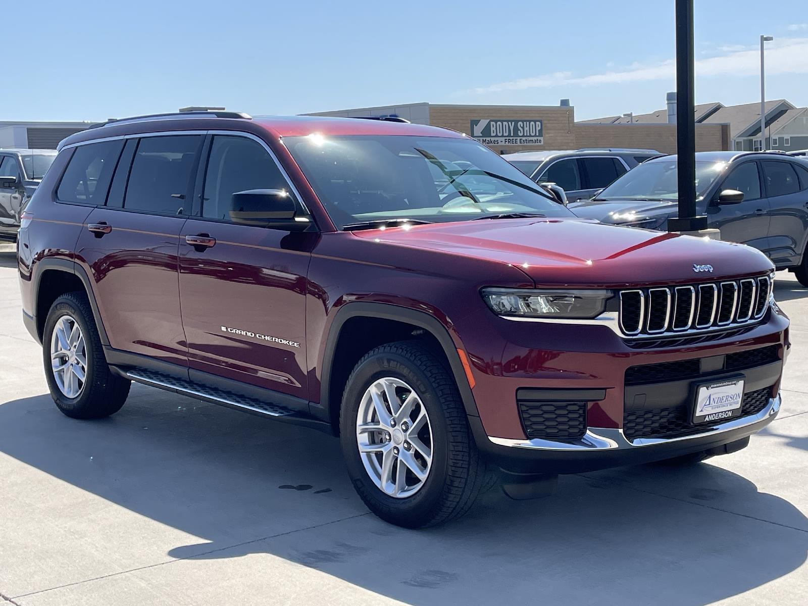 Used 2022 Jeep Grand Cherokee L Laredo SUV for sale in Lincoln NE