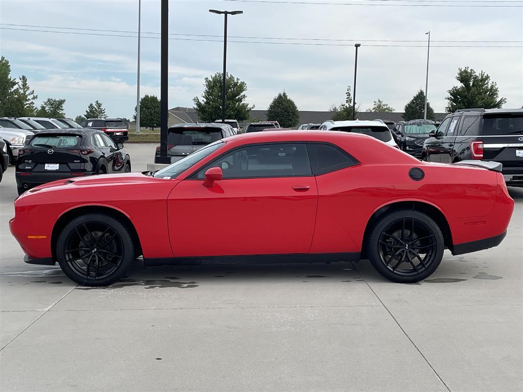 Used 2017 Dodge Challenger SXT Coupe for sale in Lincoln NE