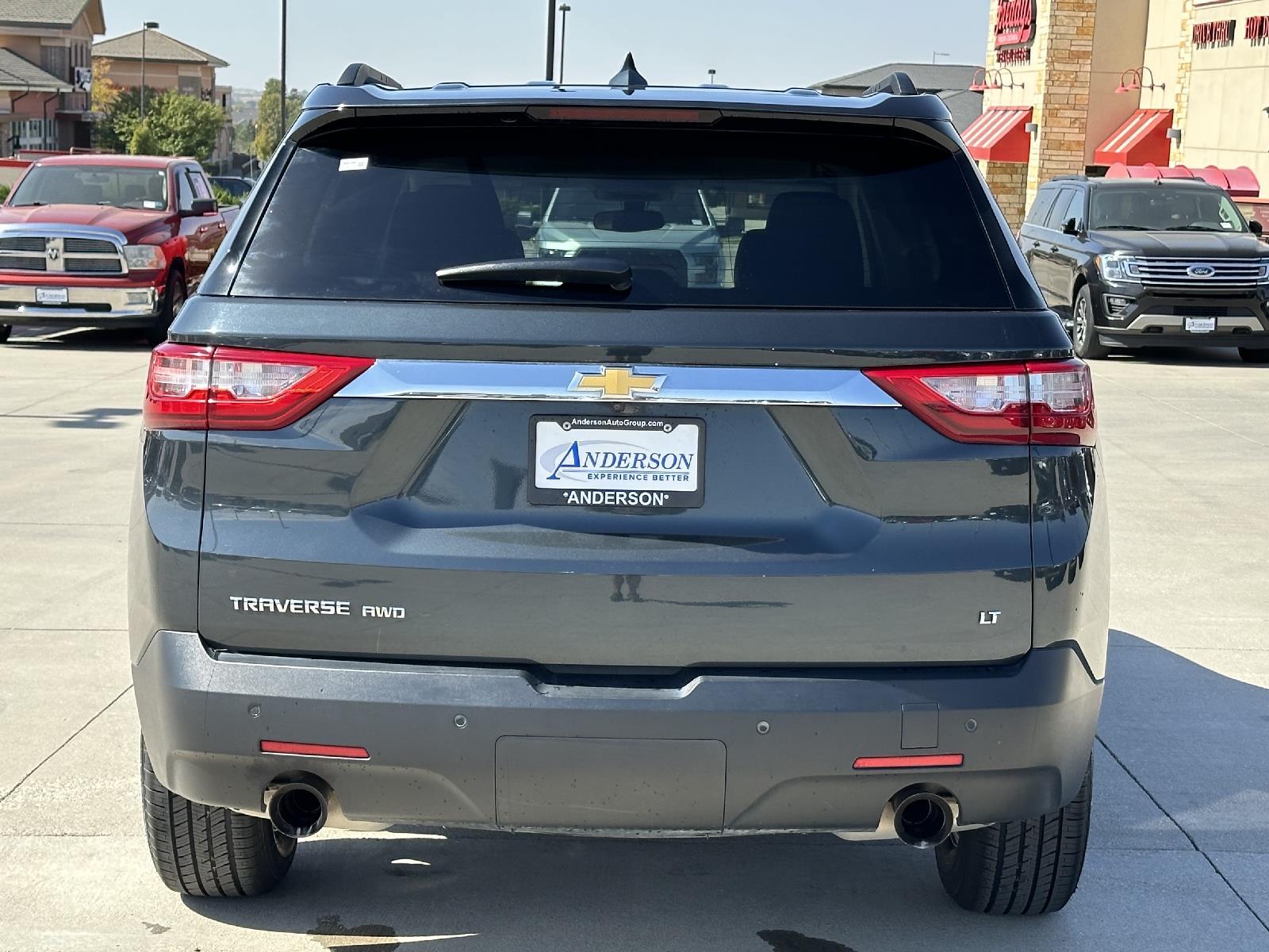 Used 2019 Chevrolet Traverse LT Cloth SUV for sale in Lincoln NE