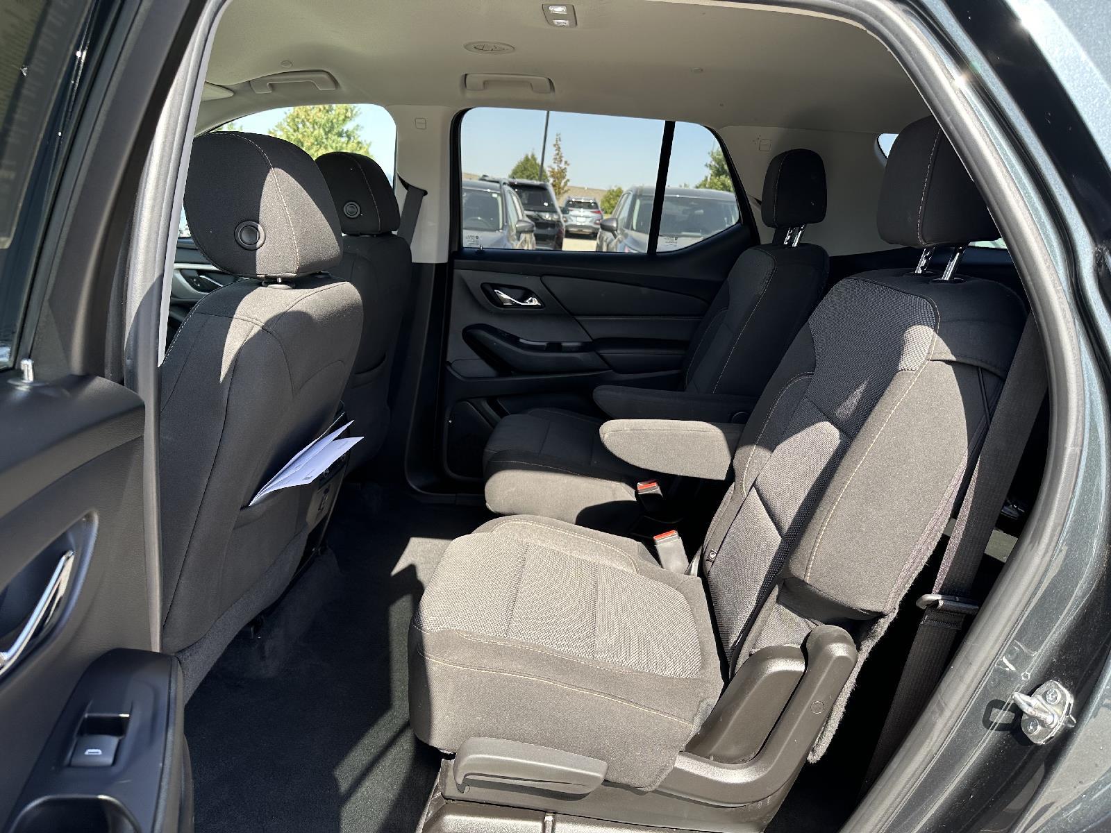 Used 2019 Chevrolet Traverse LT Cloth SUV for sale in Lincoln NE