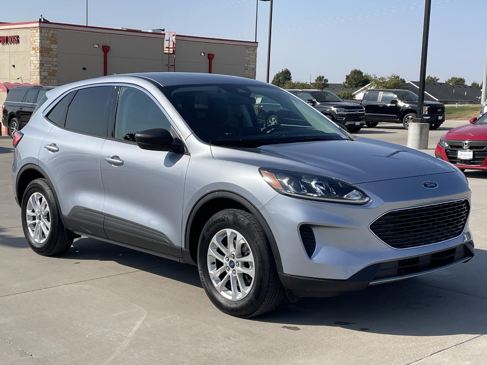 Used 2022 Ford Escape SE SUV for sale in Lincoln NE