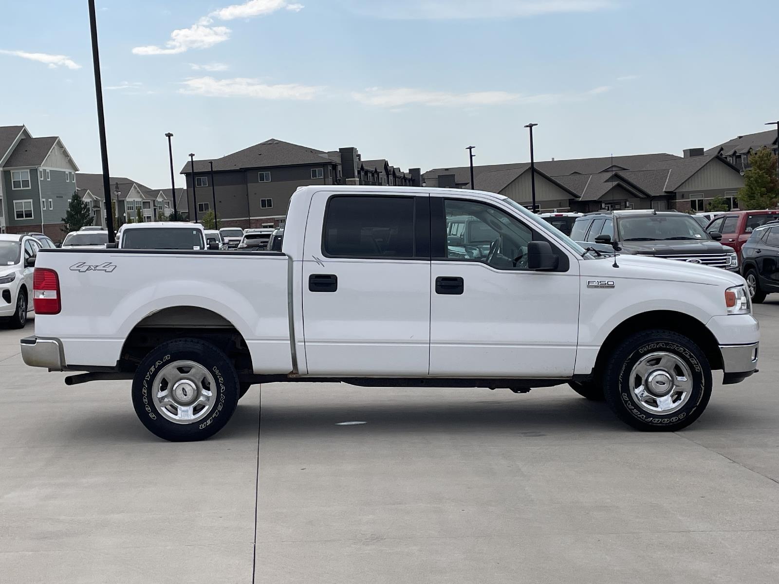 Used 2004 Ford F-150 XLT Crew Cab Truck for sale in Lincoln NE