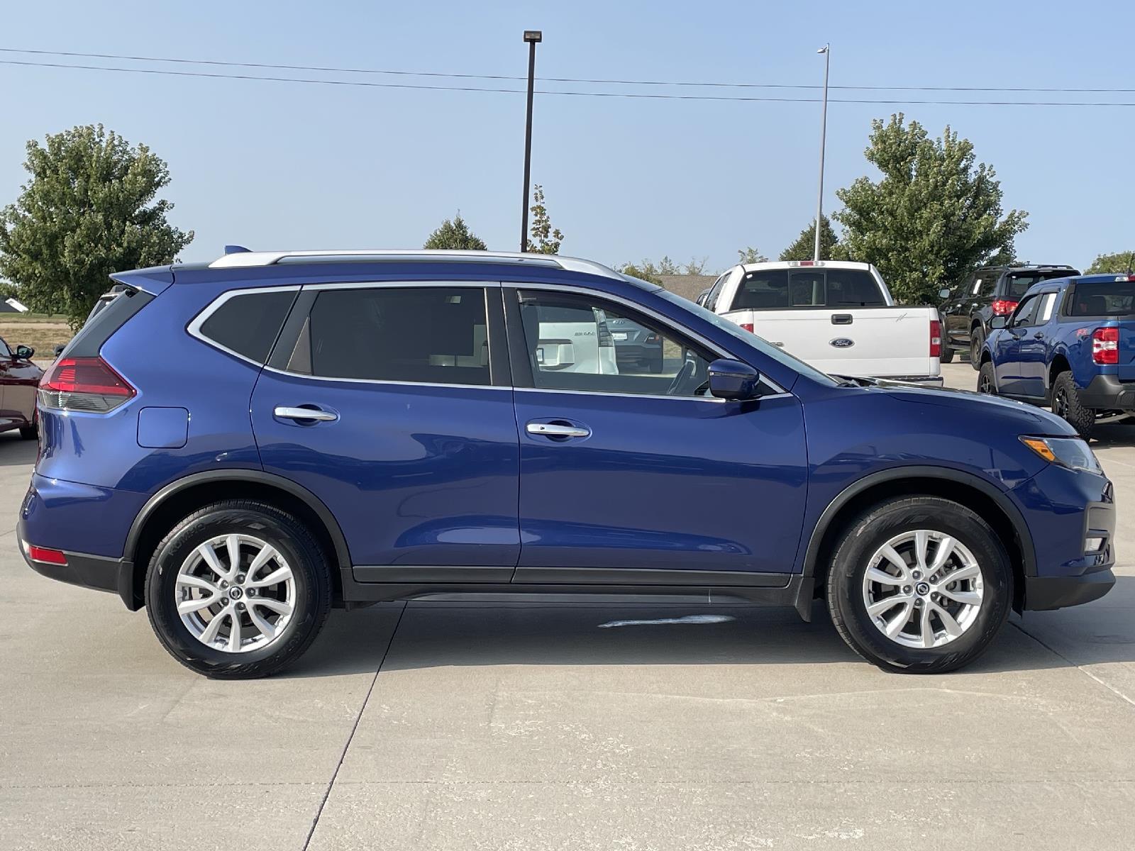 Used 2018 Nissan Rogue SV SUV for sale in Lincoln NE