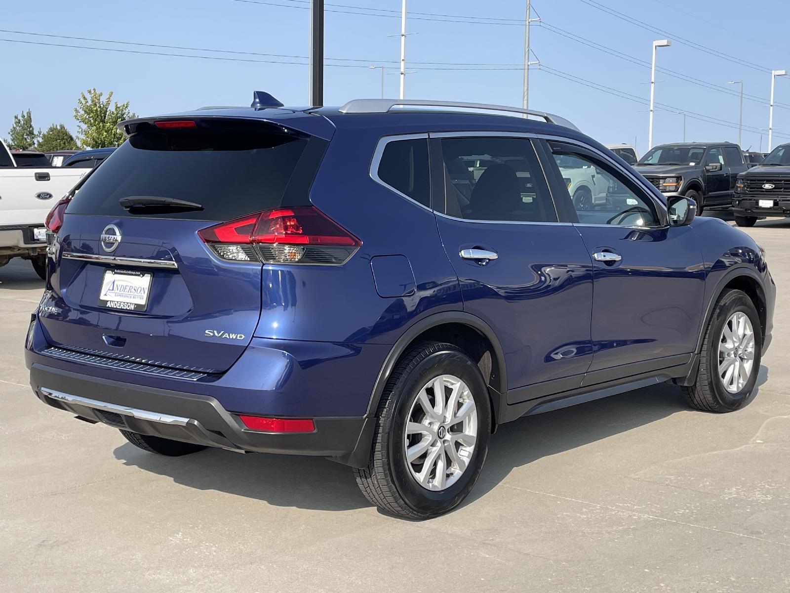 Used 2018 Nissan Rogue SV SUV for sale in Lincoln NE