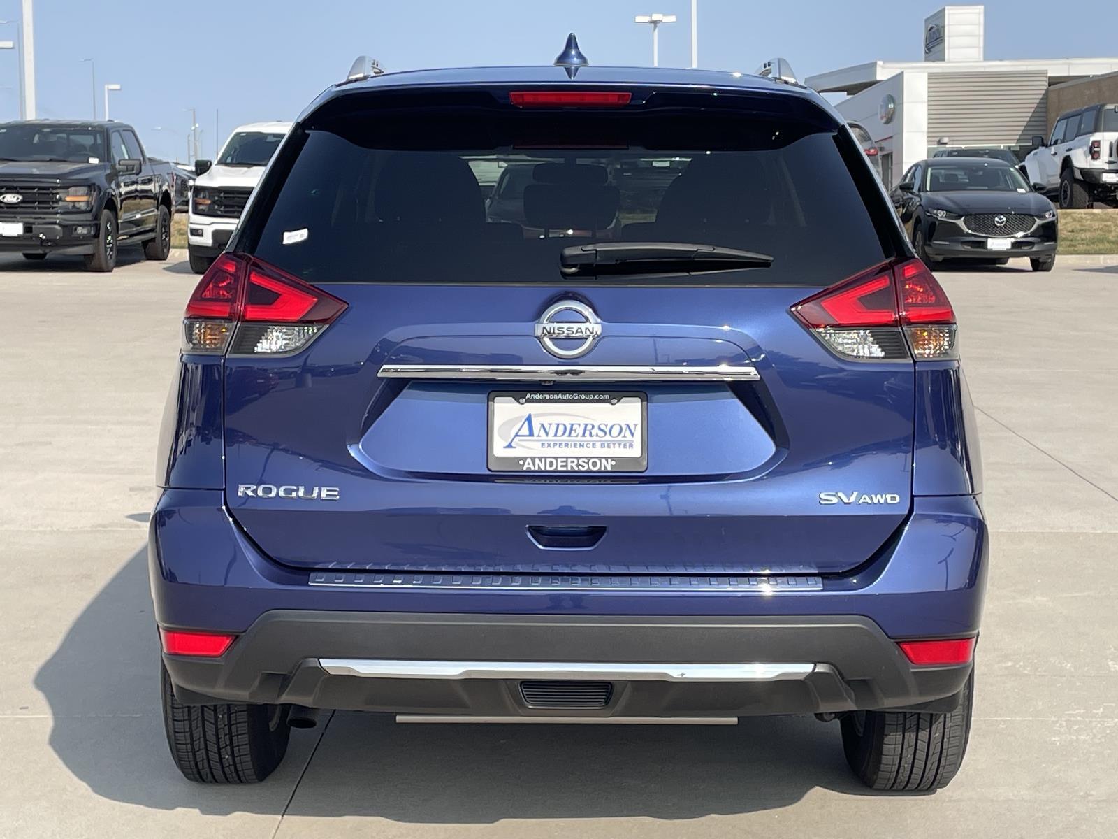 Used 2018 Nissan Rogue SV SUV for sale in Lincoln NE