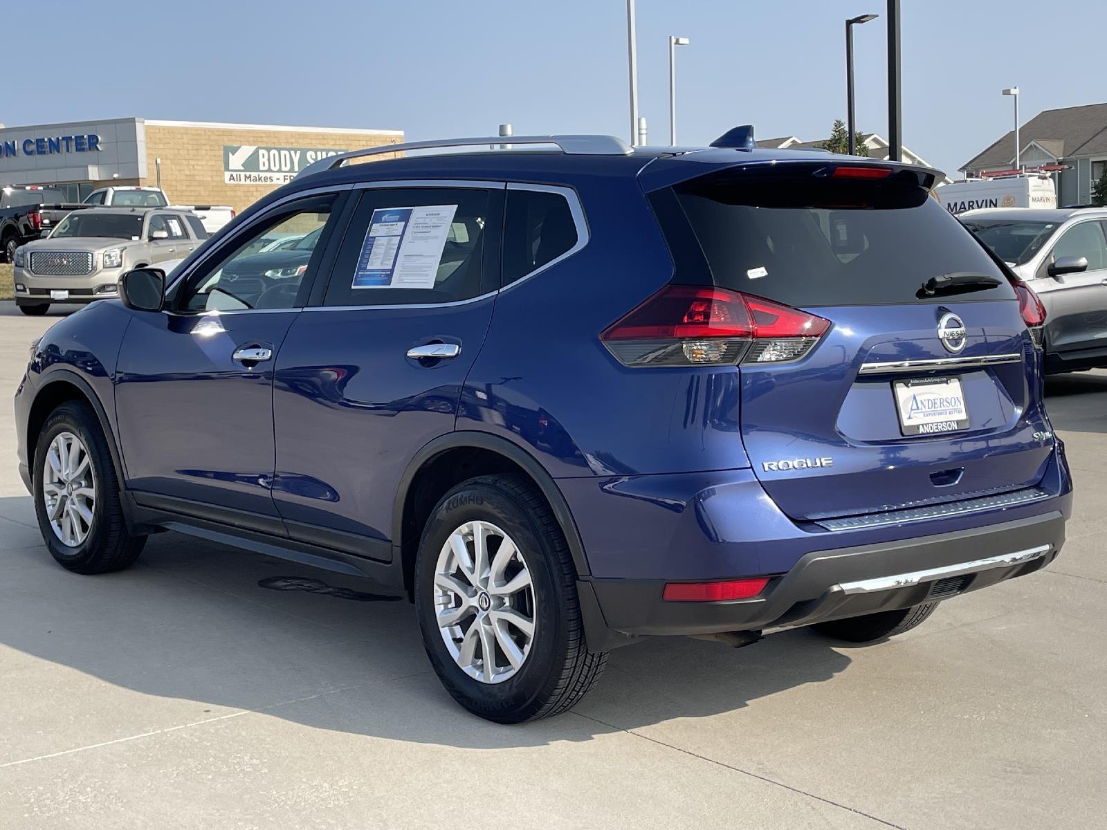 Used 2018 Nissan Rogue SV SUV for sale in Lincoln NE