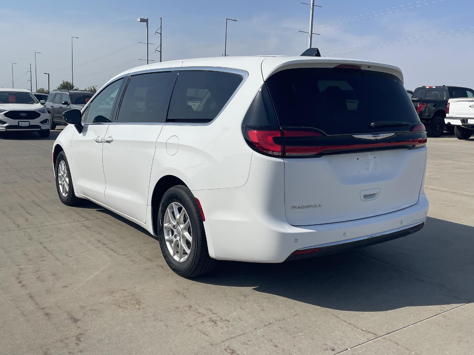 Used 2024 Chrysler Pacifica Touring L Minivans for sale in Lincoln NE