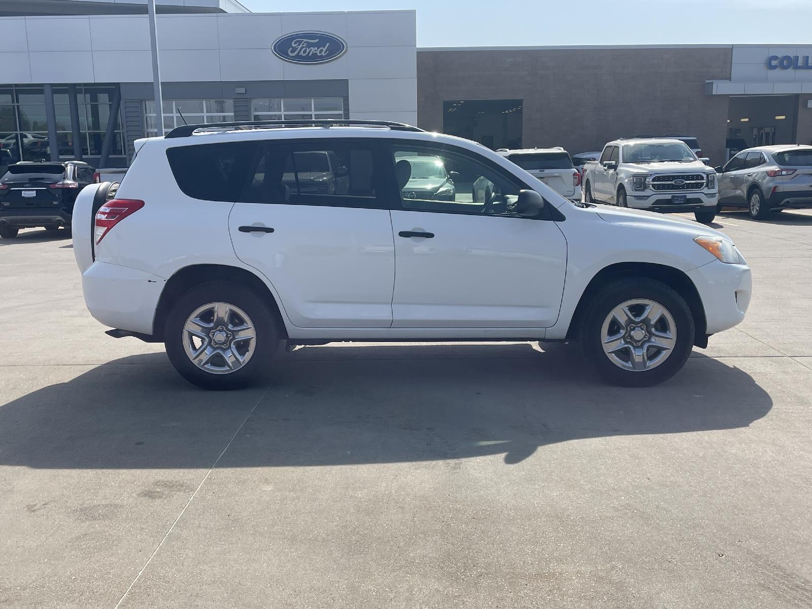 Used 2009 Toyota RAV4  4 door for sale in Lincoln NE