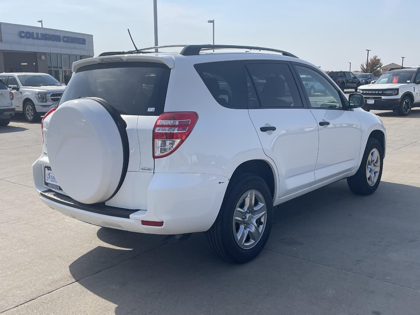 Used 2009 Toyota RAV4  4 door for sale in Lincoln NE