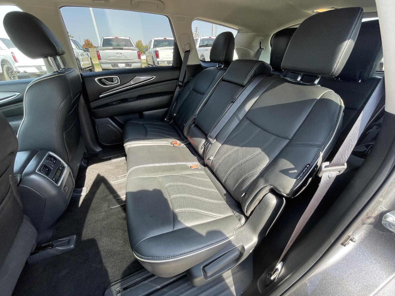 Used 2019 INFINITI QX60 LUXE SUV for sale in Lincoln NE