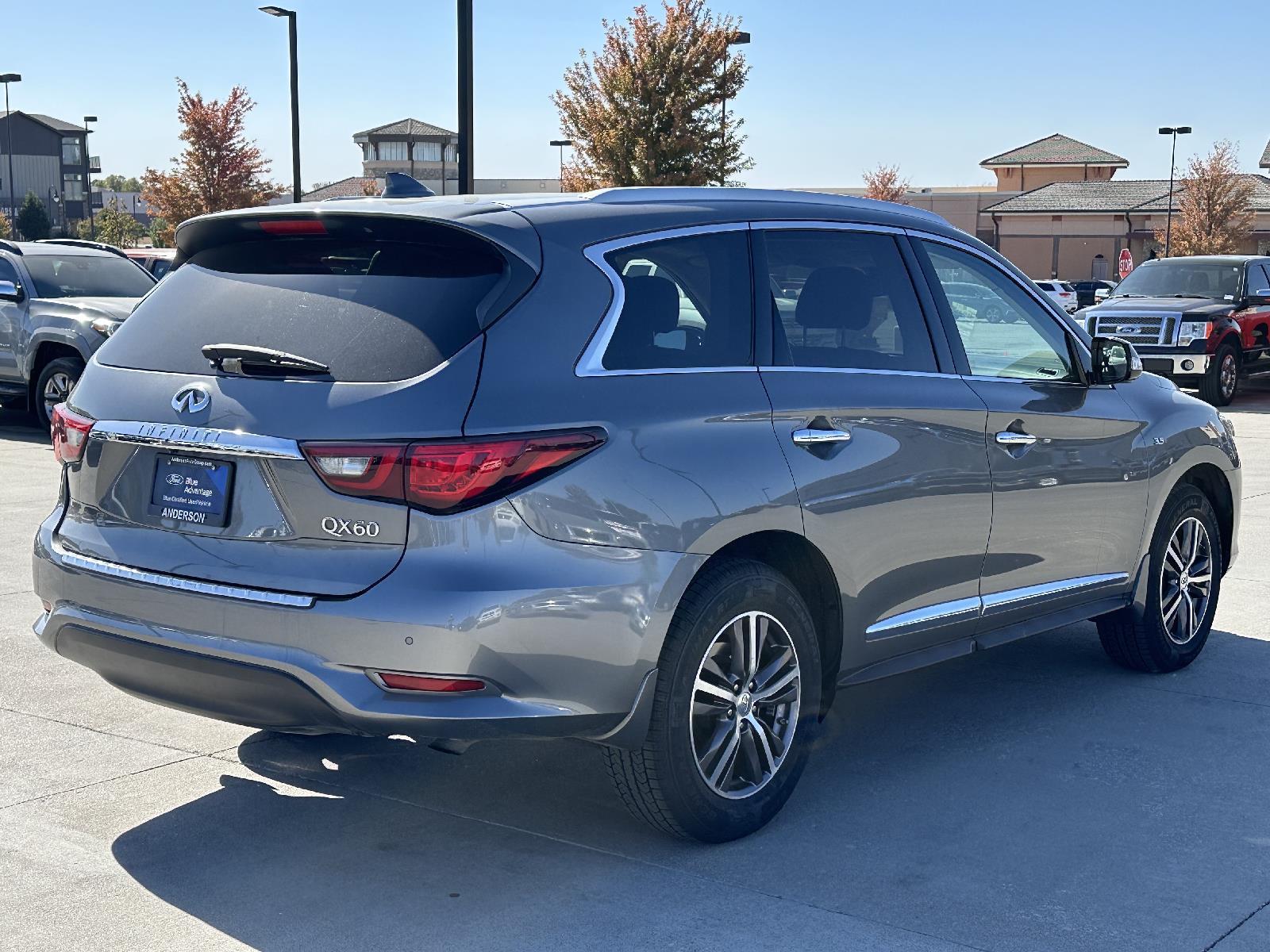 Used 2019 INFINITI QX60 LUXE SUV for sale in Lincoln NE