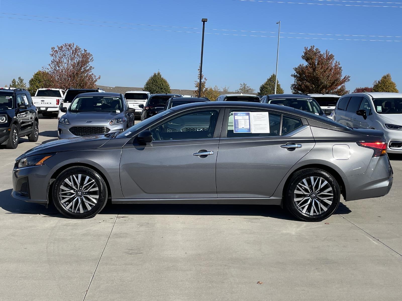 Used 2024 Nissan Altima 2.5 SV Sedan for sale in Lincoln NE