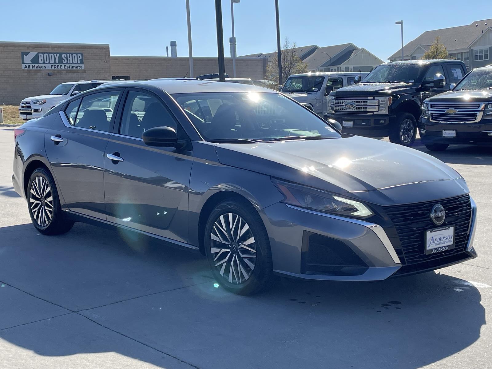 Used 2024 Nissan Altima 2.5 SV Sedan for sale in Lincoln NE