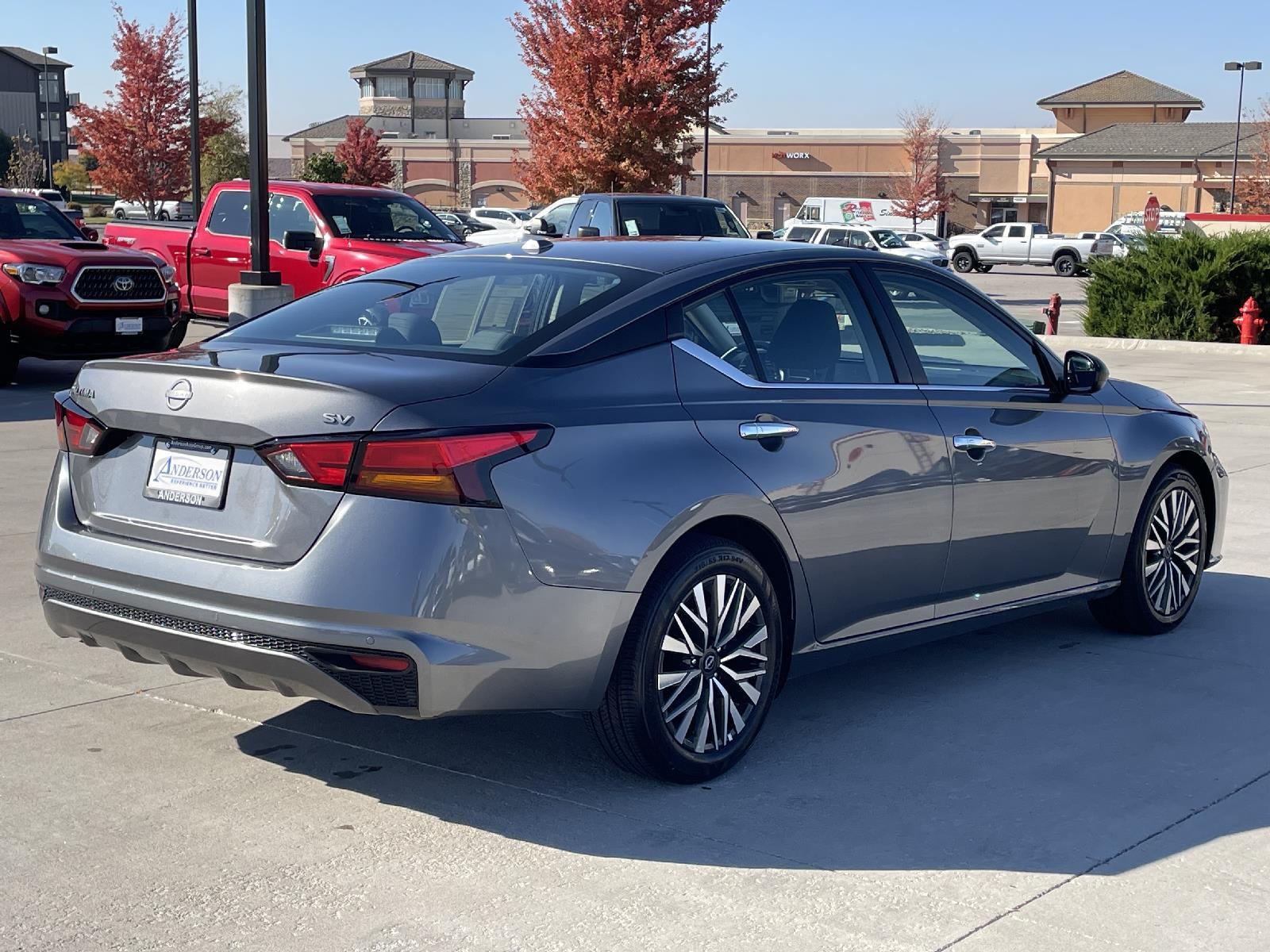 Used 2024 Nissan Altima 2.5 SV Sedan for sale in Lincoln NE