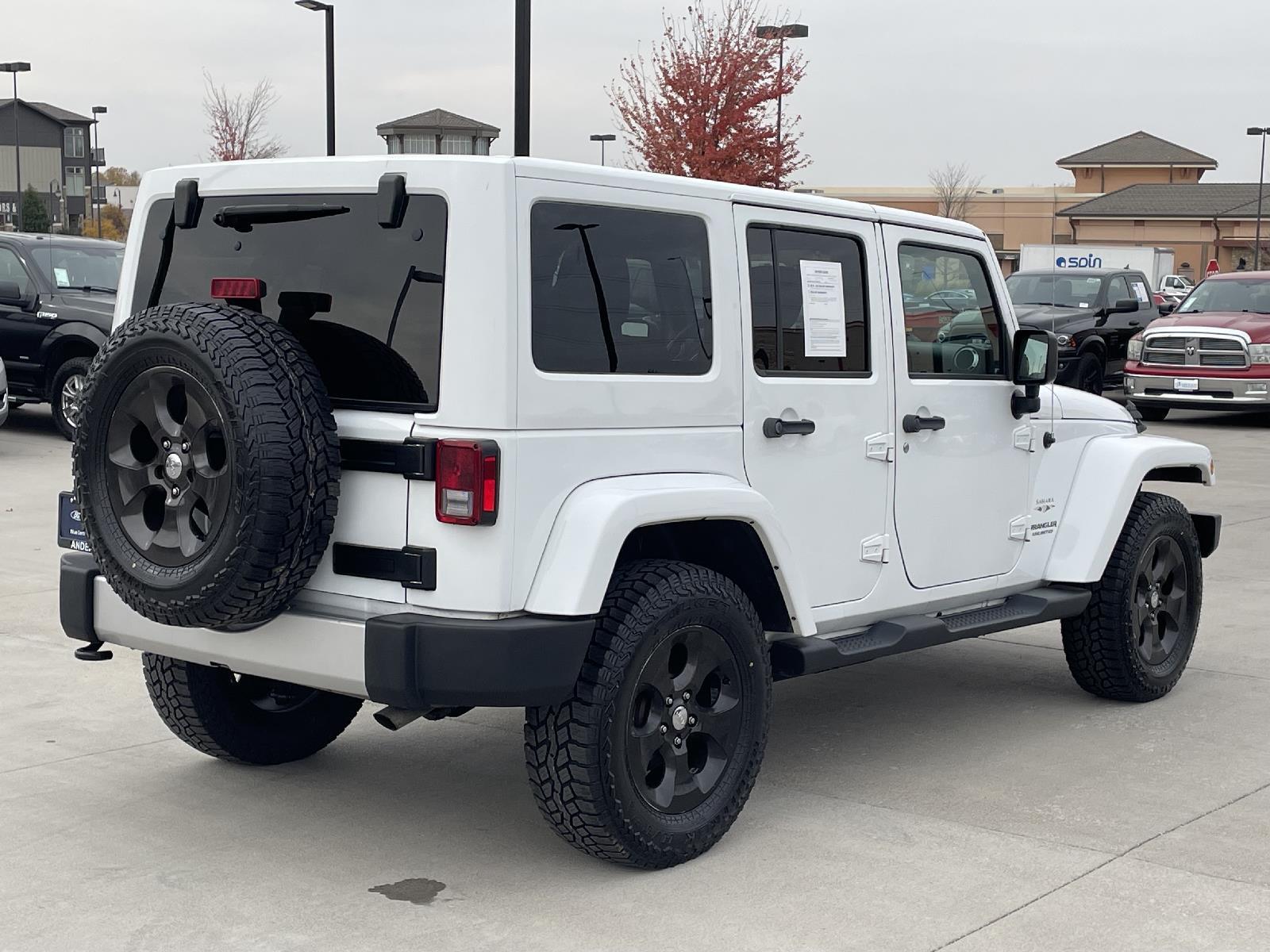 Used 2017 Jeep Wrangler Unlimited Sahara SUV for sale in Lincoln NE