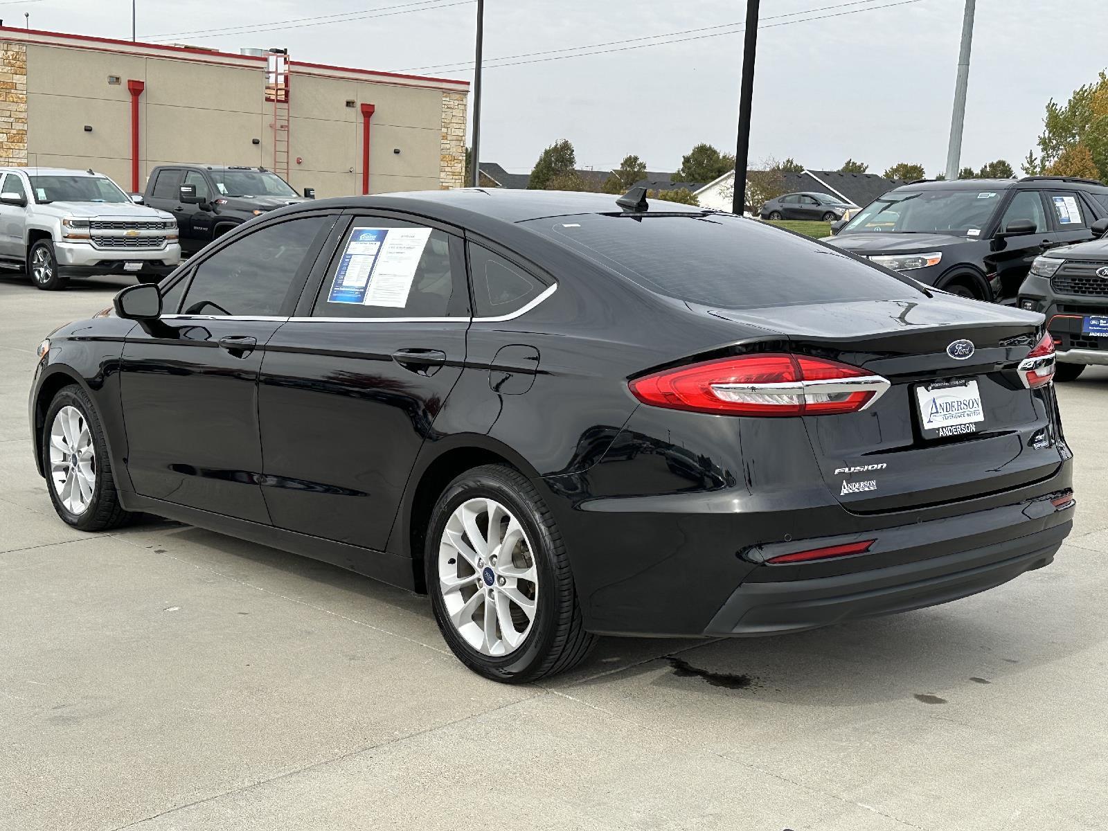 Used 2020 Ford Fusion Hybrid SE Sedan for sale in Lincoln NE