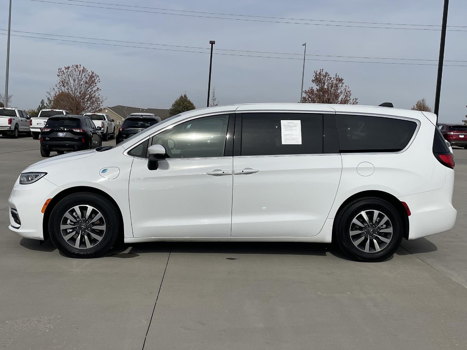 Used 2023 Chrysler Pacifica Hybrid Touring L Minivans for sale in Lincoln NE