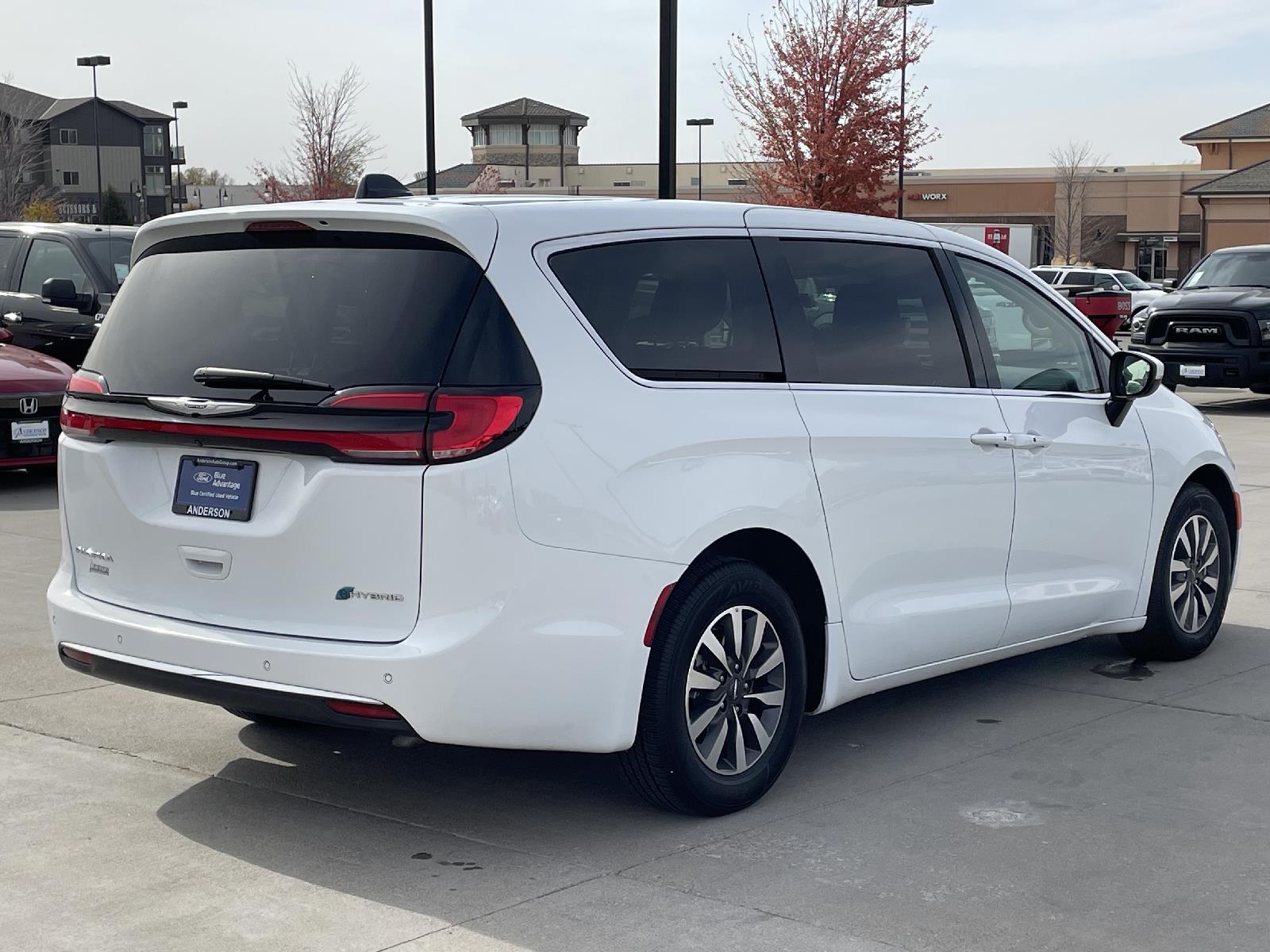 Used 2023 Chrysler Pacifica Hybrid Touring L Minivans for sale in Lincoln NE