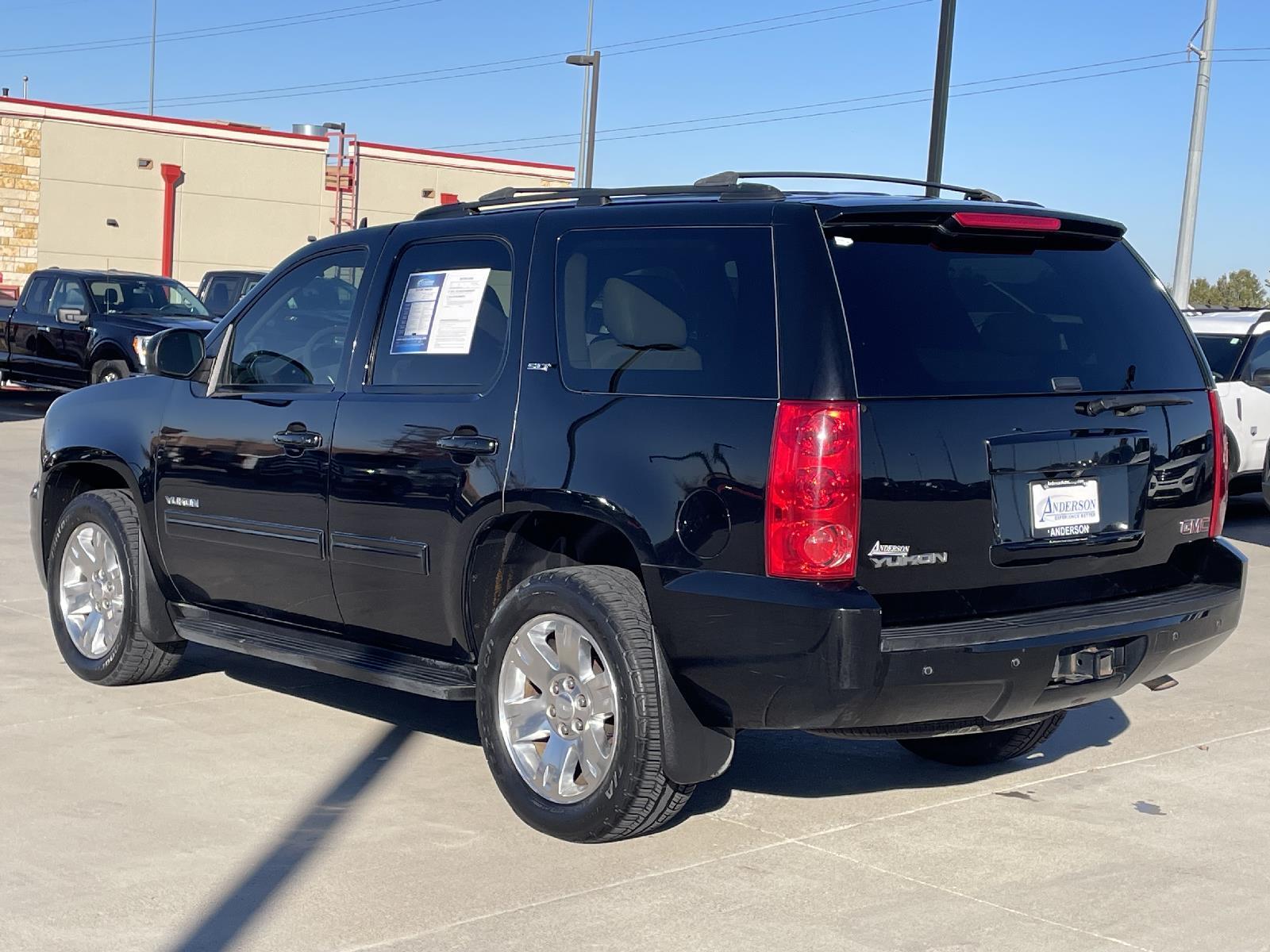 Used 2013 GMC Yukon SLT SUV for sale in Lincoln NE