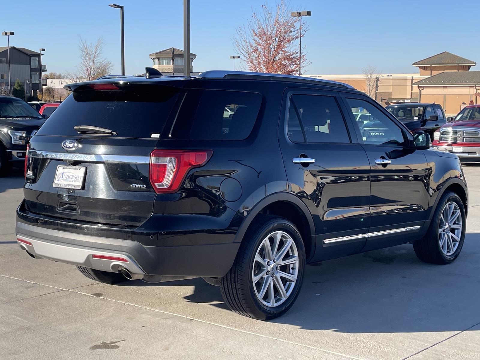 Used 2017 Ford Explorer Limited SUV for sale in Lincoln NE