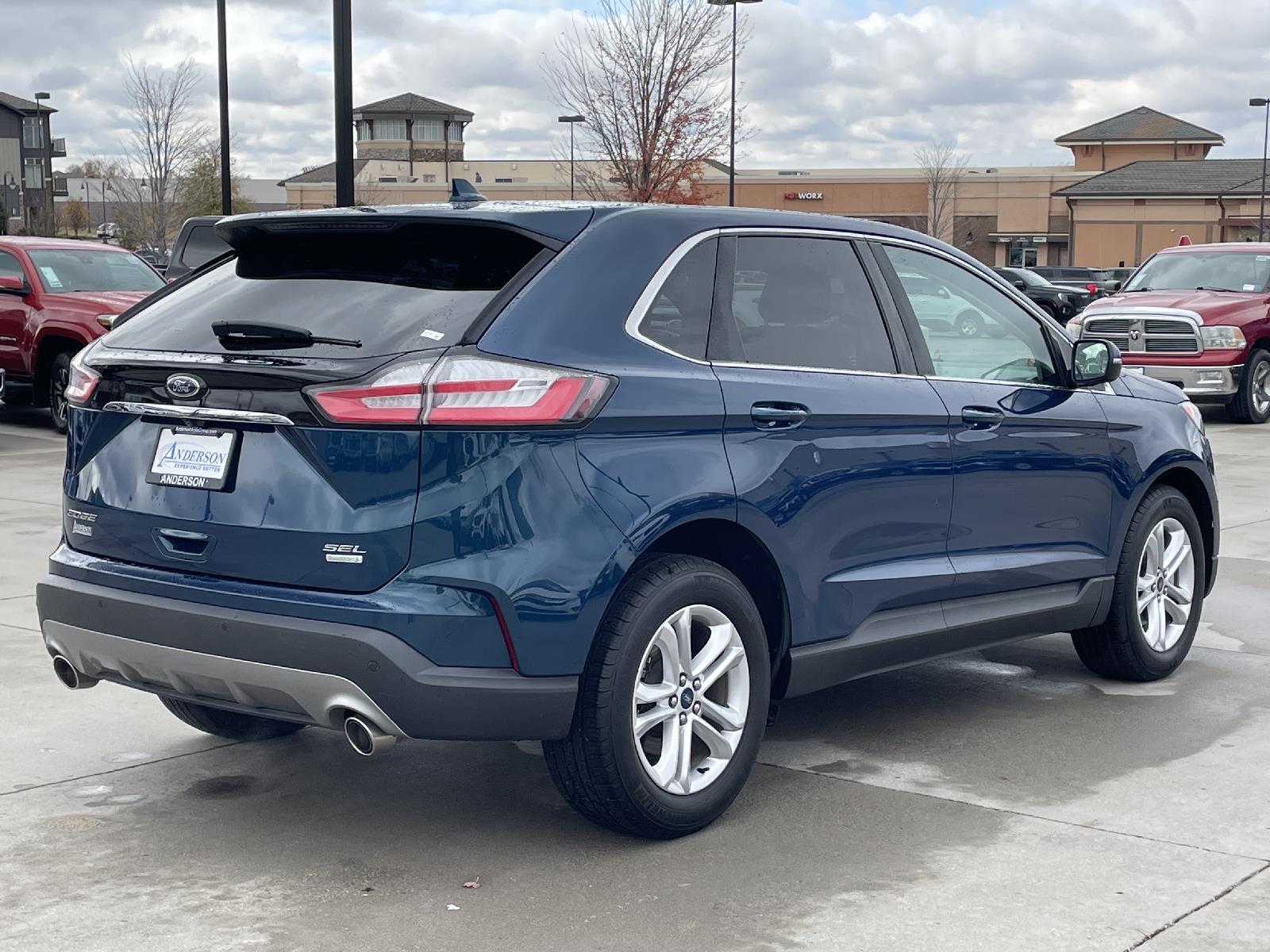 Used 2020 Ford Edge SEL SUV for sale in Lincoln NE