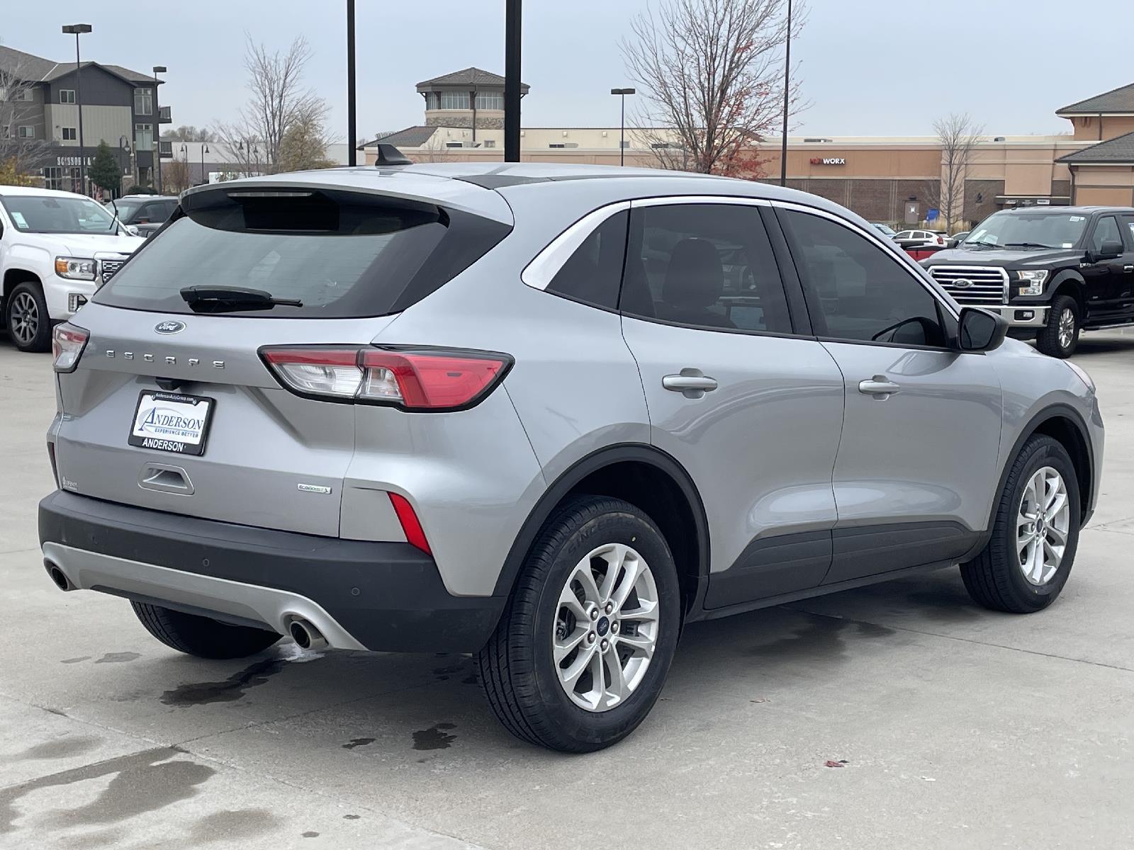 Used 2022 Ford Escape SE SUV for sale in Lincoln NE