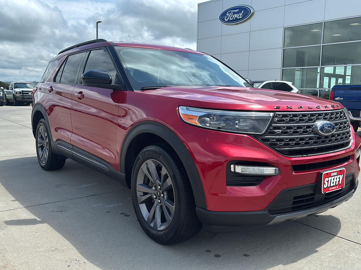 Rapid Red Metallic Tinted Clearcoat 2023 Ford Explorer SUV / Crossover All-Wheel Drive Automatic