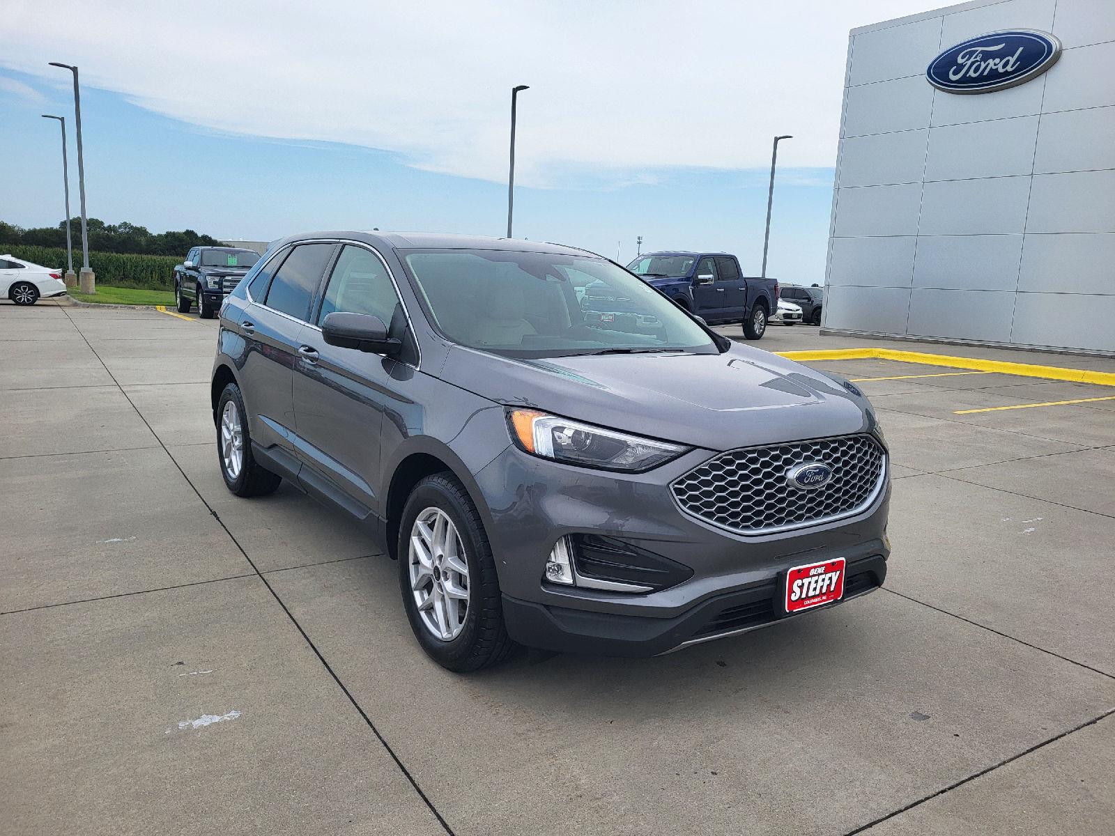 Carbonized Gray Metallic 2023 Ford Edge SUV / Crossover All-Wheel Drive 8-Speed Automatic
