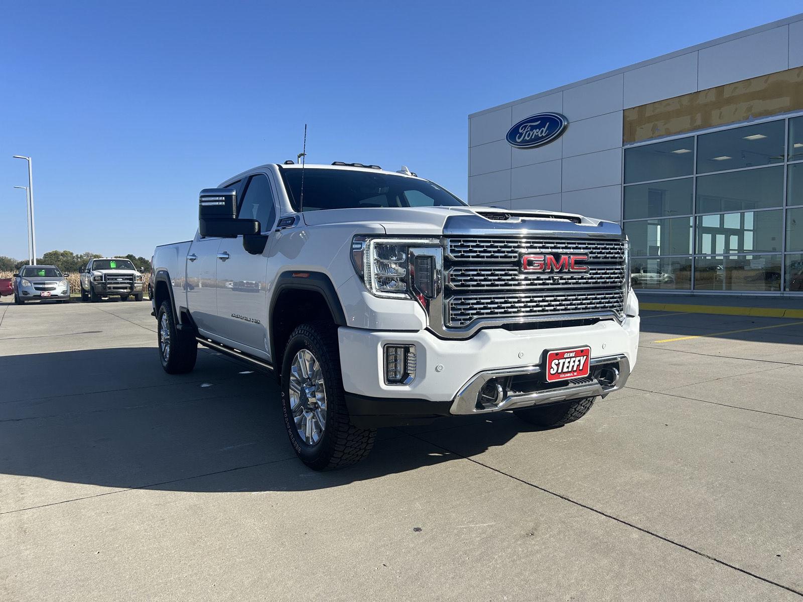  2023 GMC Sierra 2500HD Denali Crew Cab 4WD   