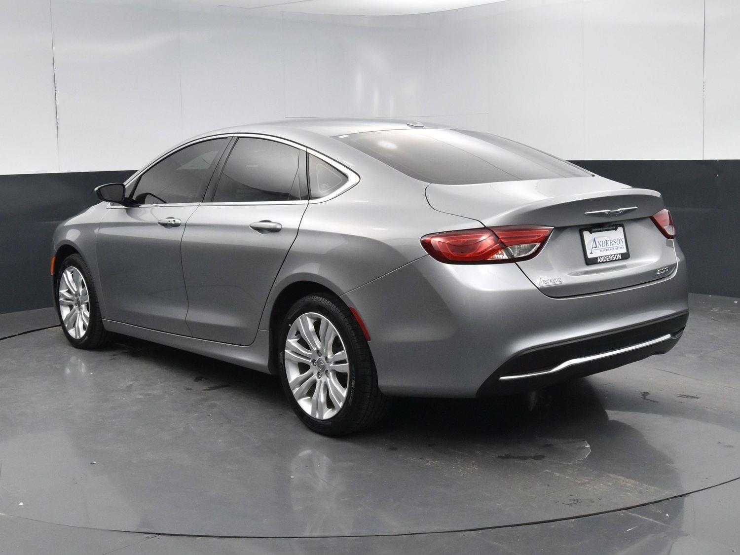 Used 2015 Chrysler 200 Limited Sedan for sale in Grand Island NE