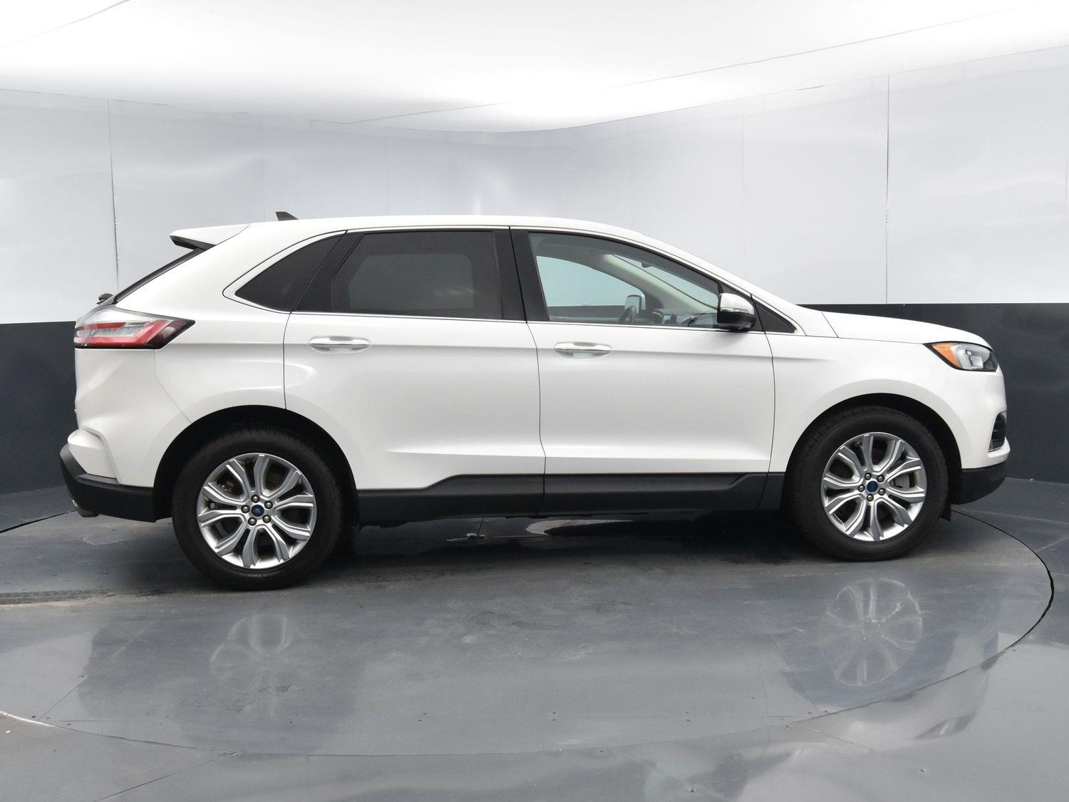 Used 2021 Ford Edge Titanium SUV for sale in Grand Island NE