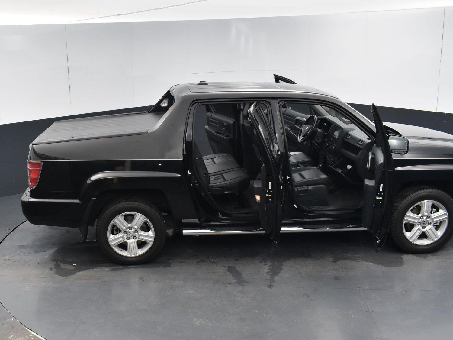 Used 2011 Honda Ridgeline RTL Crew Cab Truck for sale in Grand Island NE