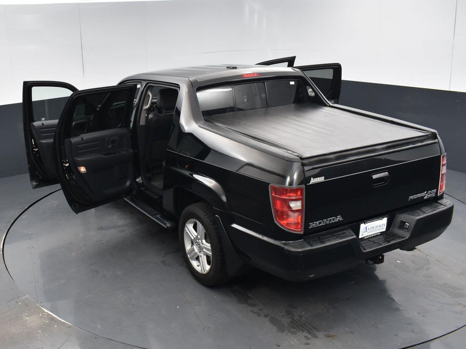 Used 2011 Honda Ridgeline RTL Crew Cab Truck for sale in Grand Island NE