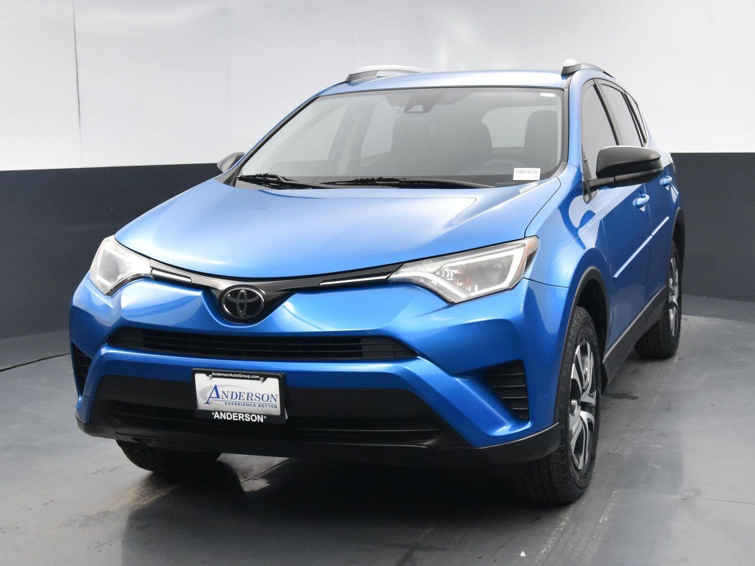 Used 2018 Toyota RAV4 LE SUV for sale in Grand Island NE