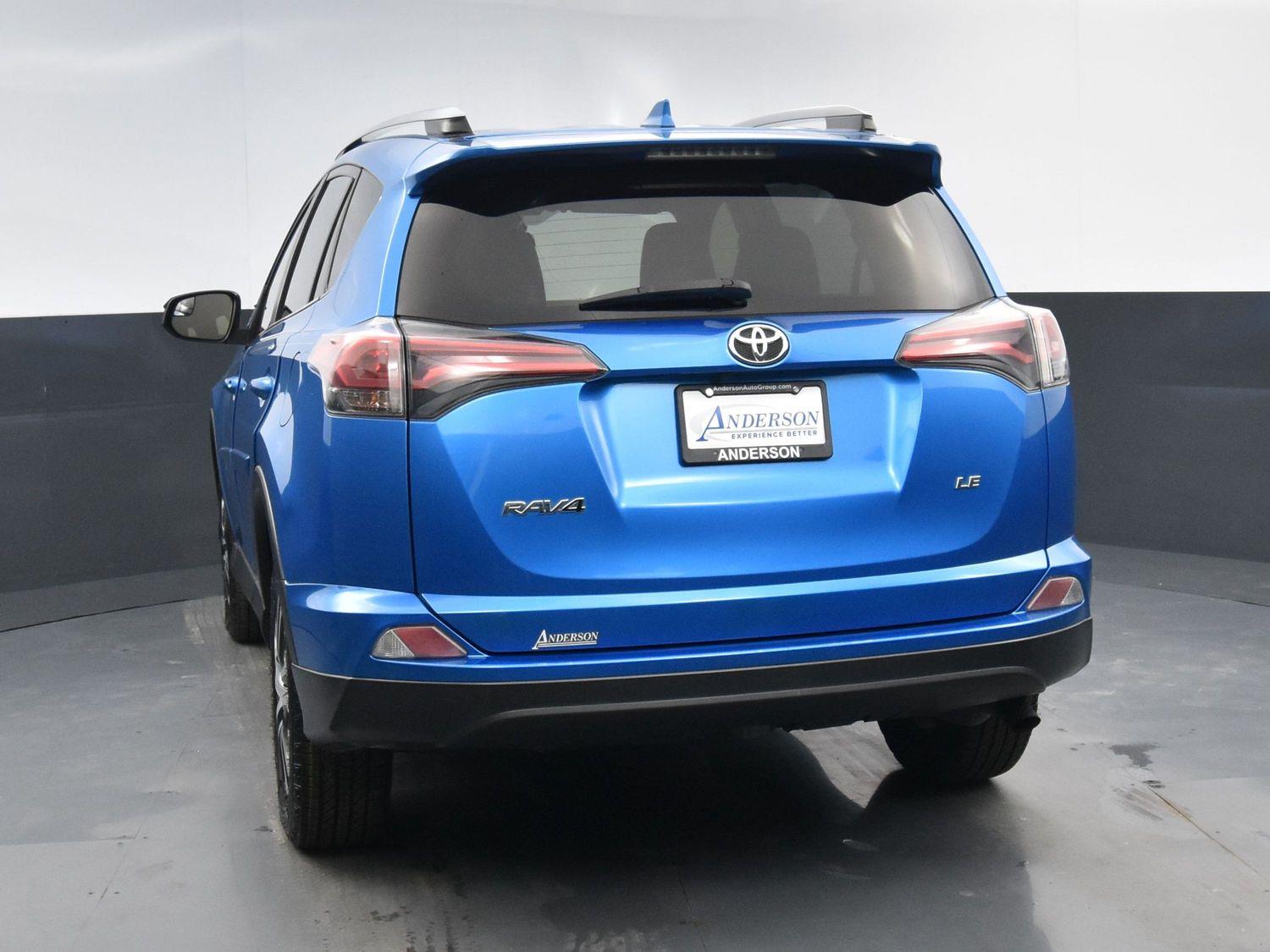 Used 2018 Toyota RAV4 LE SUV for sale in Grand Island NE