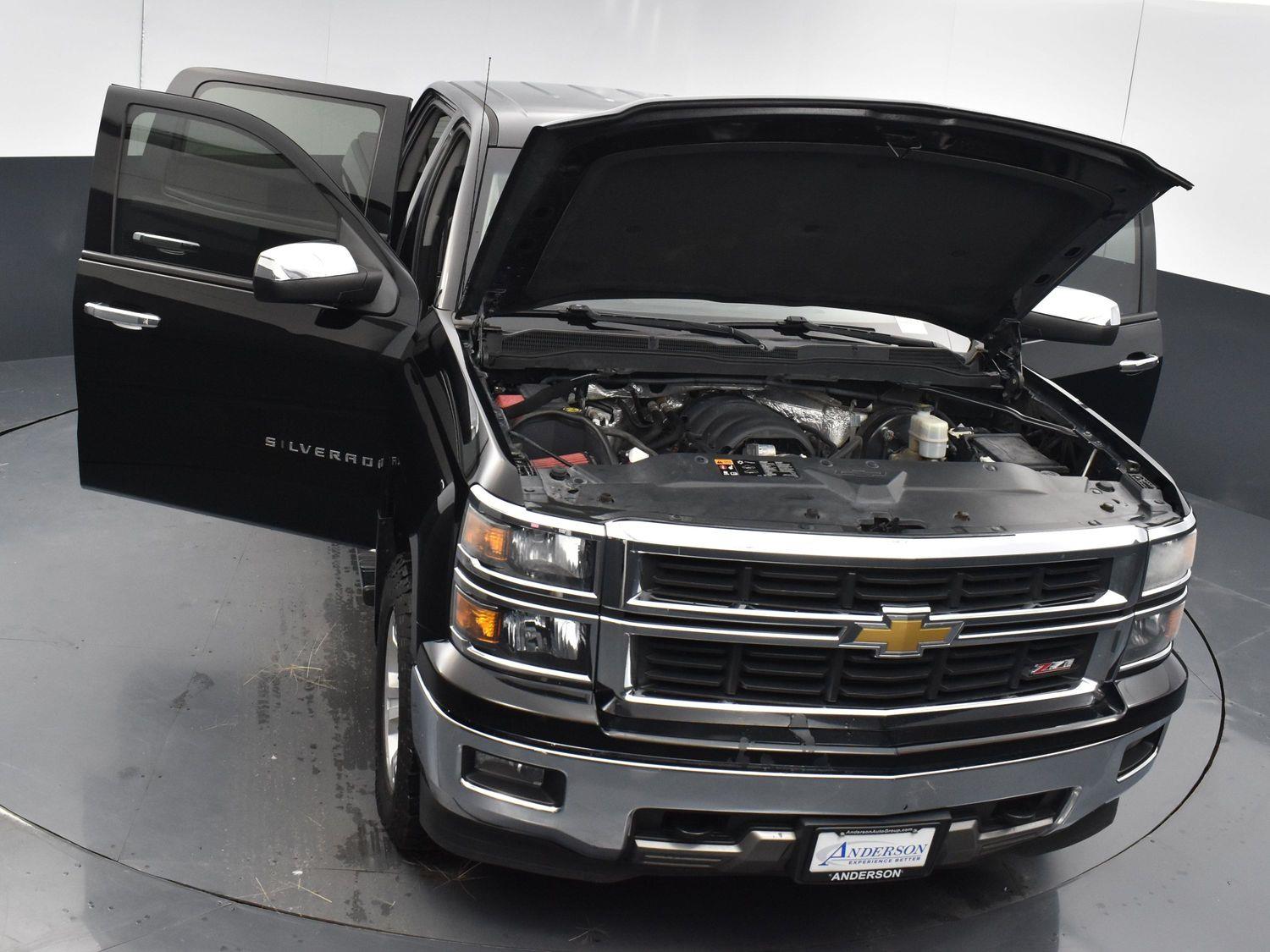 Used 2014 Chevrolet Silverado 1500 LT Crew Cab Truck for sale in Grand Island NE